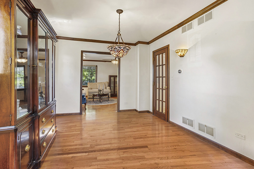 403 Sara Avenue Lemont, IL 60439 - Photo 12 of 27