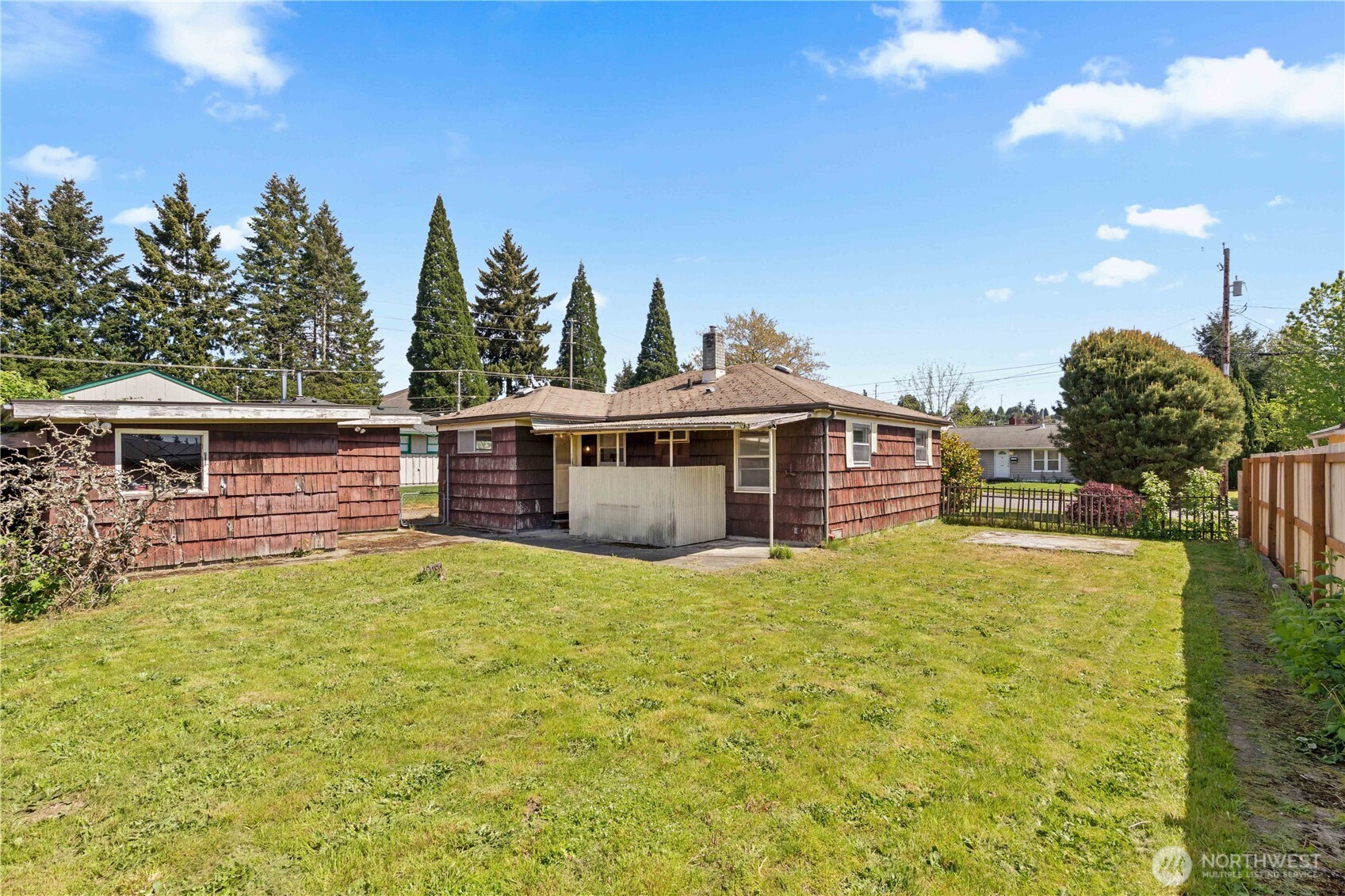 3331 Phillips Avenue Bremerton, WA 98310 - Photo 32 of 40