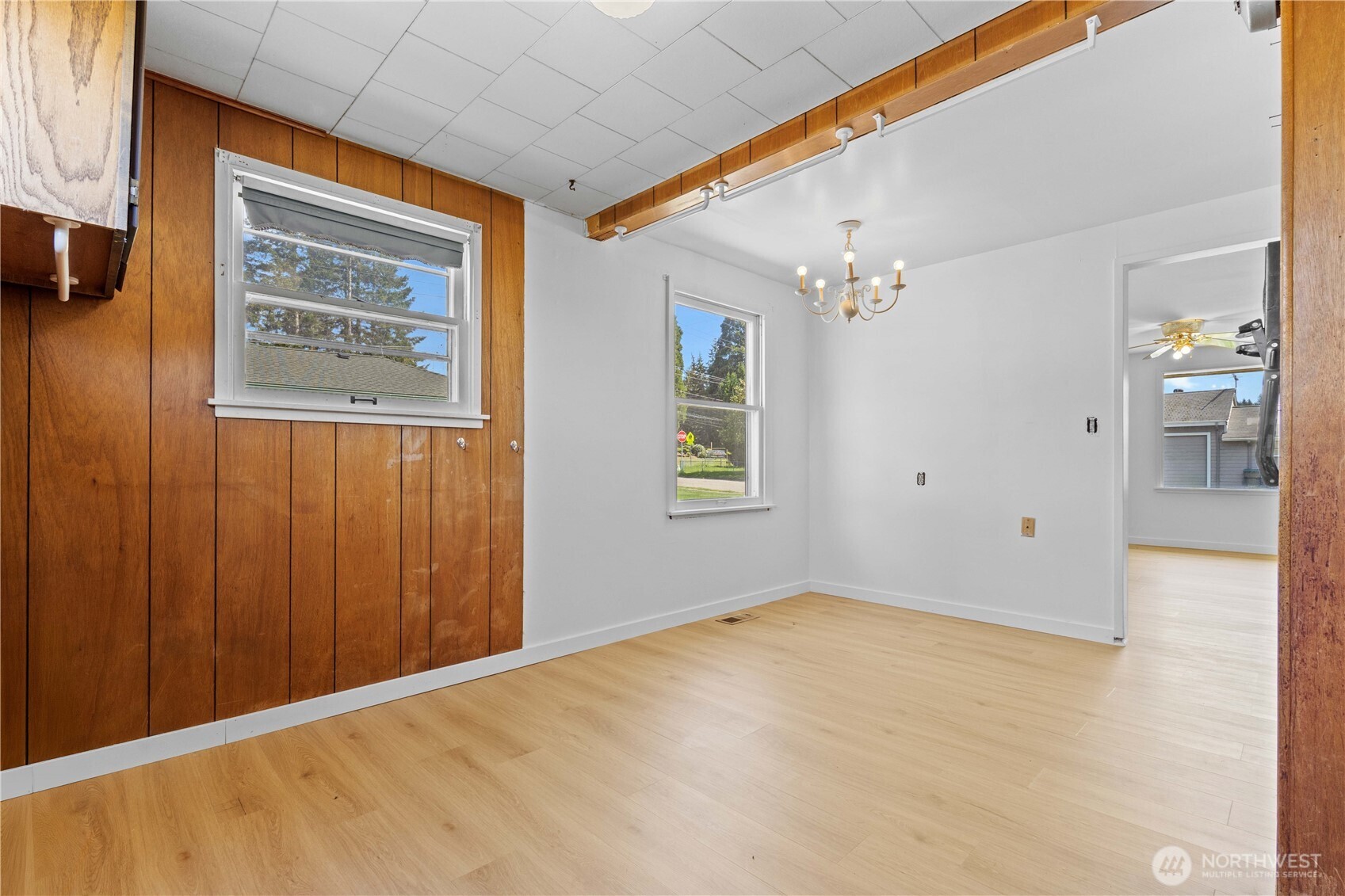 3331 Phillips Avenue Bremerton, WA 98310 - Photo 10 of 40