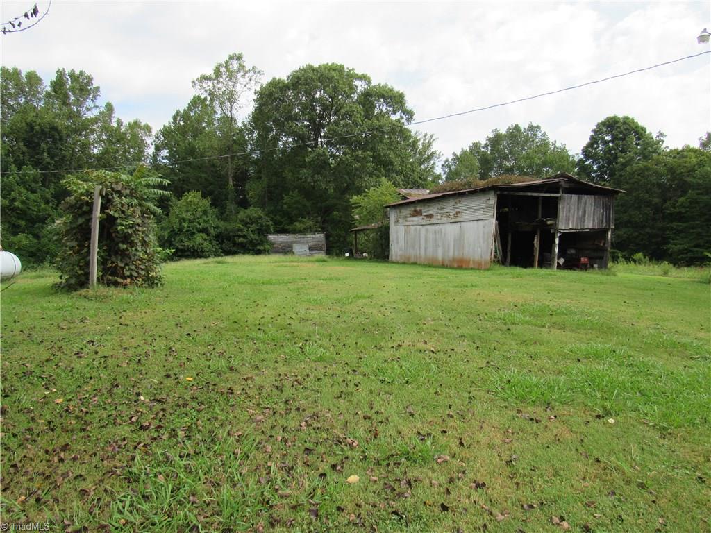 2714 Slate Road King, NC 27021 - Photo 22 of 30