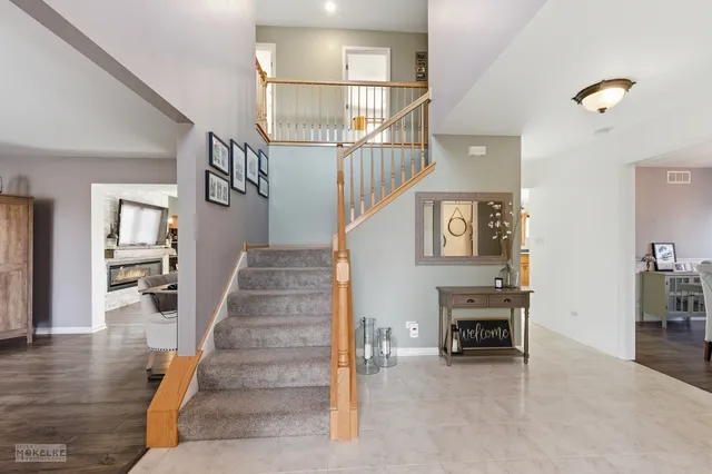 $425,000 | 814 Edgewater Drive, Minooka, IL 60447