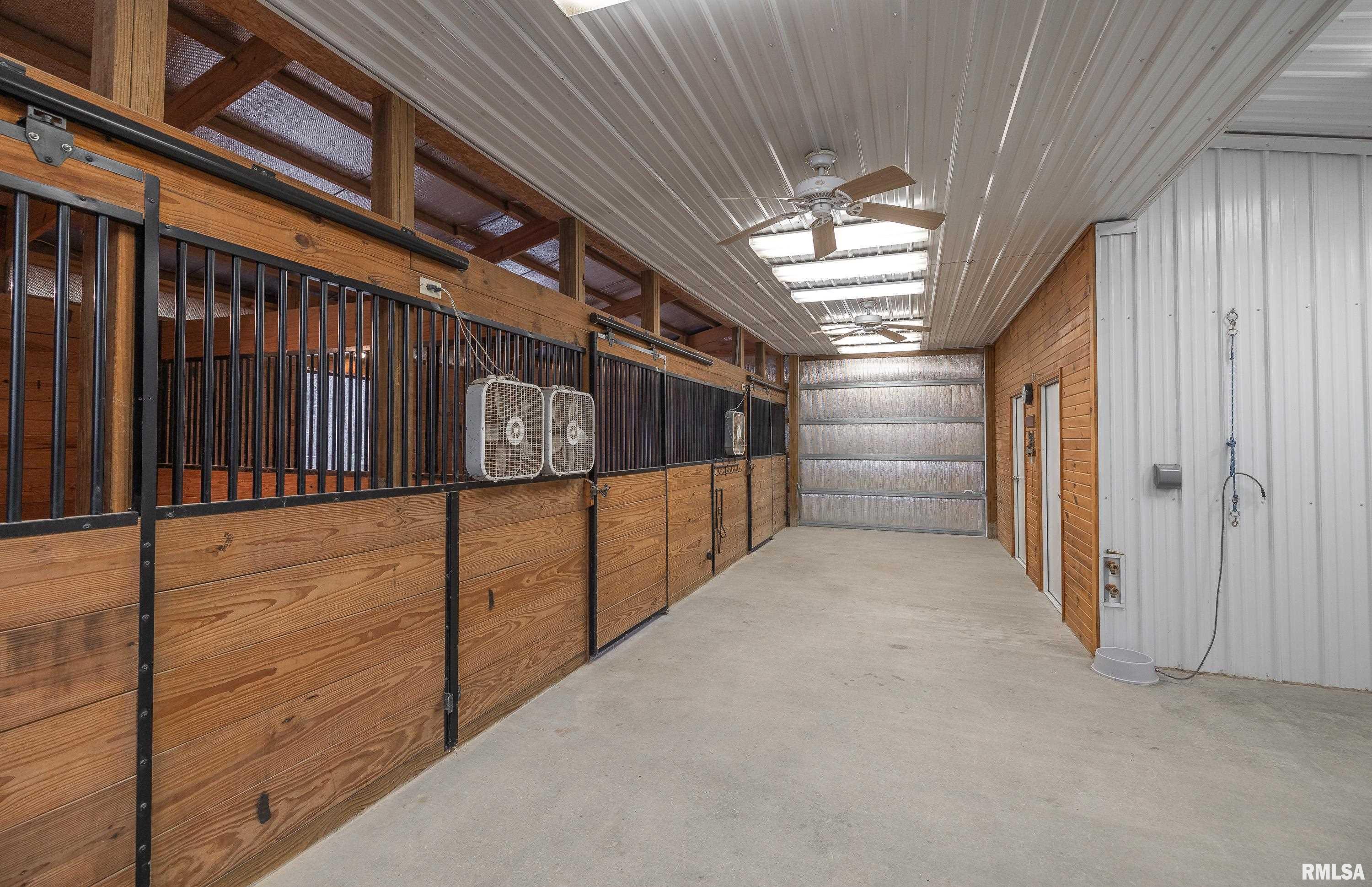 193 Peters Creek Road Elizabethtown, IL 62931 - Photo 23 of 70