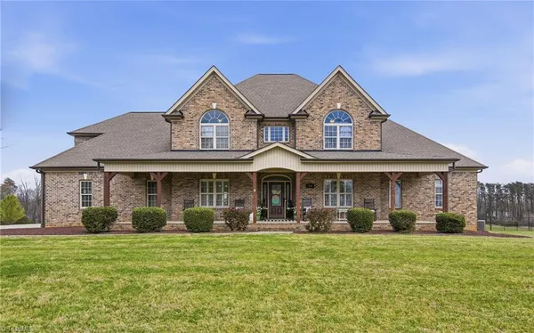 $998,800 | 203 Bobcat Road, Summerfield, NC 27358