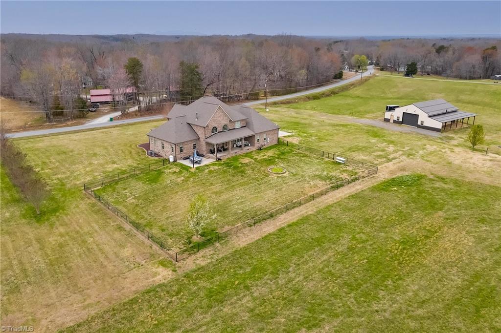 203 Bobcat Road Summerfield, NC 27358 - Photo 5 of 49