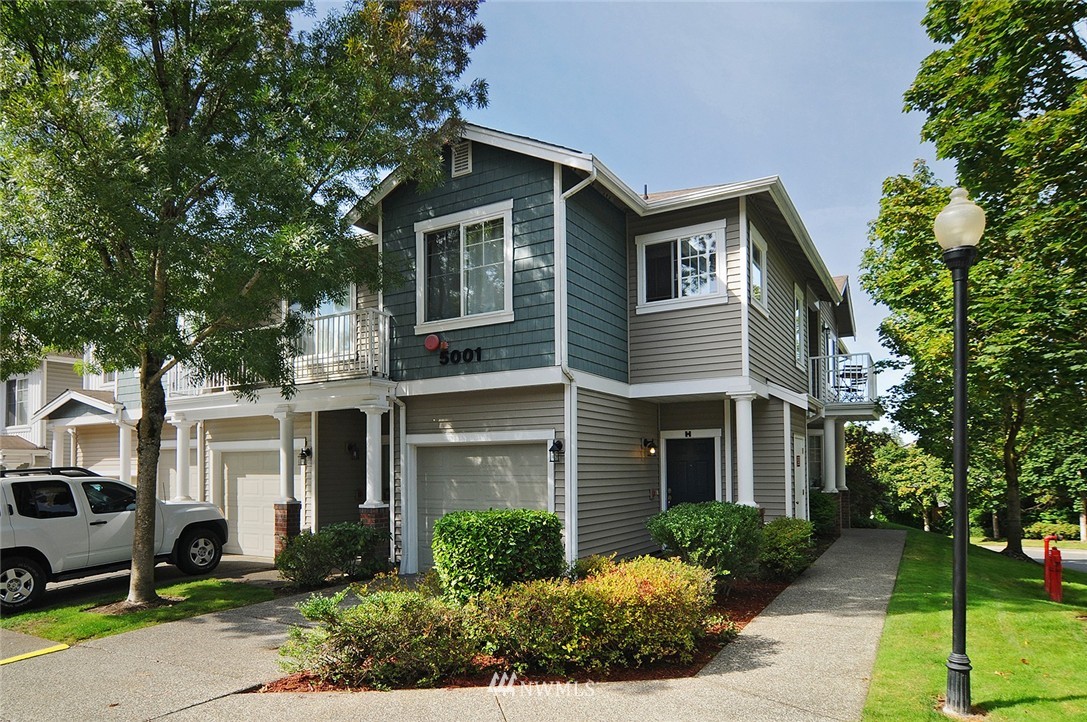 5001 Davis Place South, Unit H Renton, WA 98055 - Photo 1 of 25 Gallery Image 1