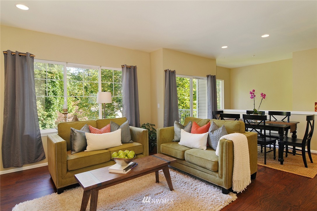 5001 Davis Place South, Unit H Renton, WA 98055 - Photo 4 of 25 Gallery Image 4