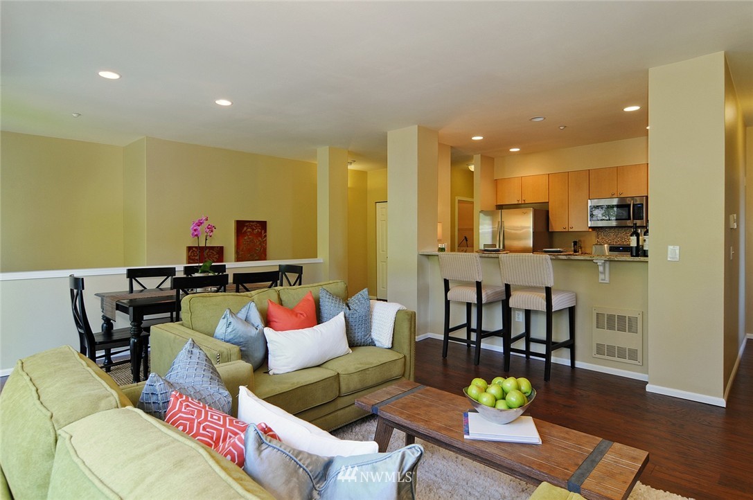 5001 Davis Place South, Unit H Renton, WA 98055 - Photo 5 of 25 Gallery Image 5