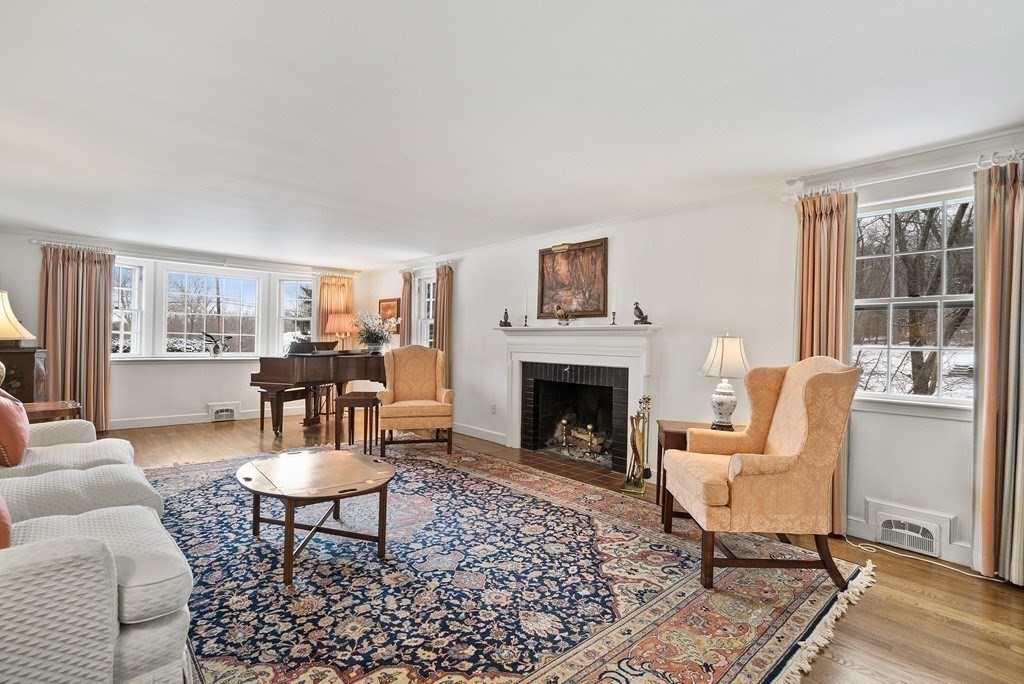 18 Greystone Road Dover, MA 02030 - Photo 4 of 19 Gallery Image 4