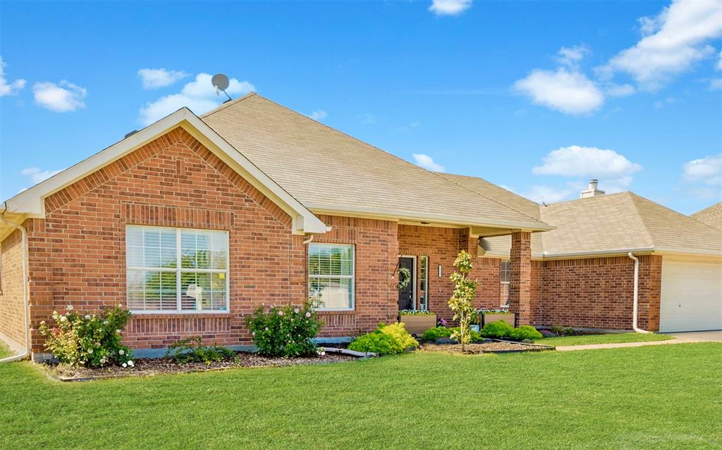 1015 Meadow Hill Drive Lavon, TX 75166 - Photo 2 of 34