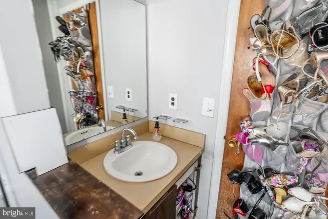 $2,750 | 8 Dickenson Drive, Sicklerville, NJ 08081