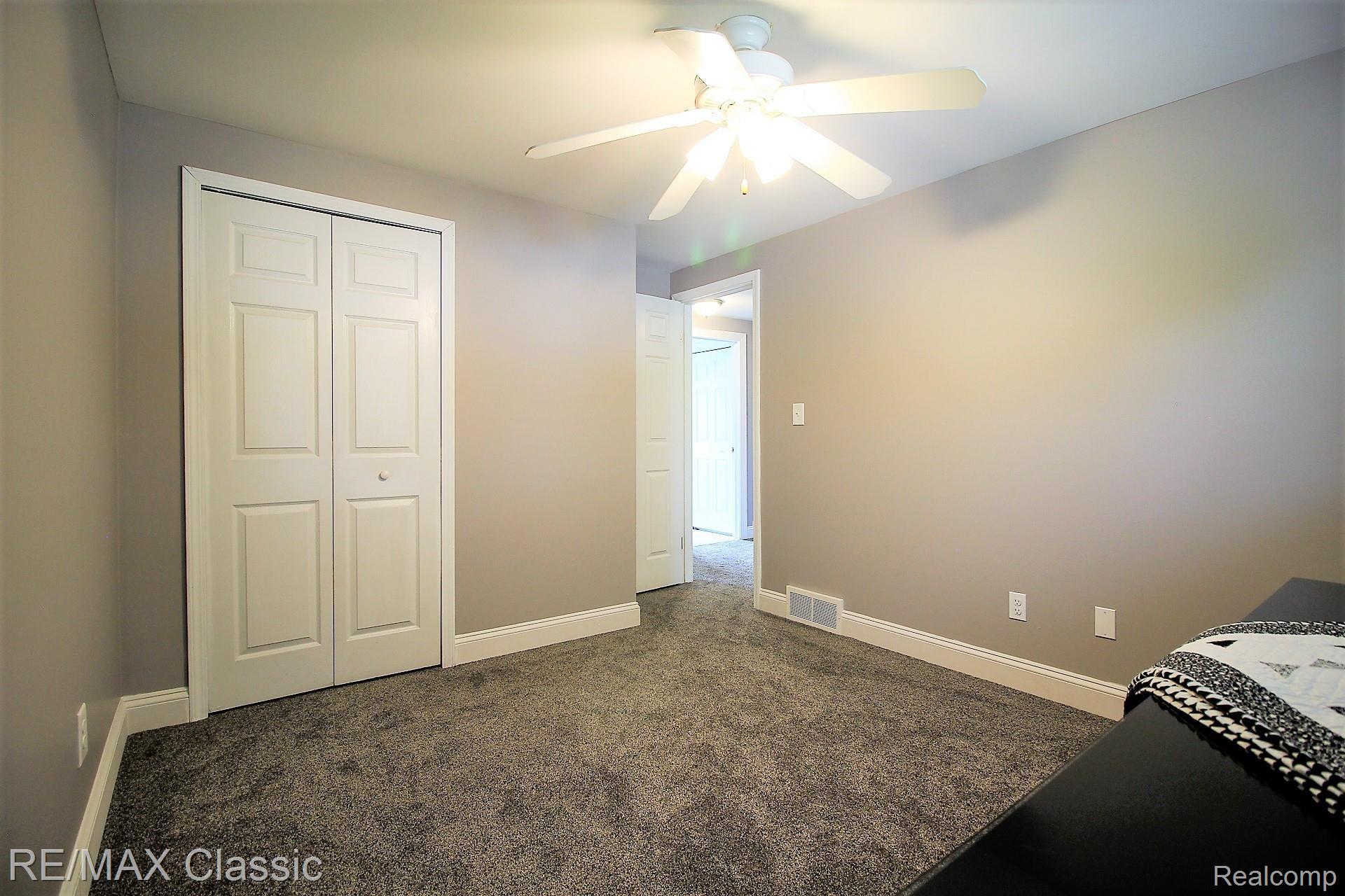 40611 West 10 Mile Road Novi, MI 48375 - Photo 37 of 42 10milebed4.jpg