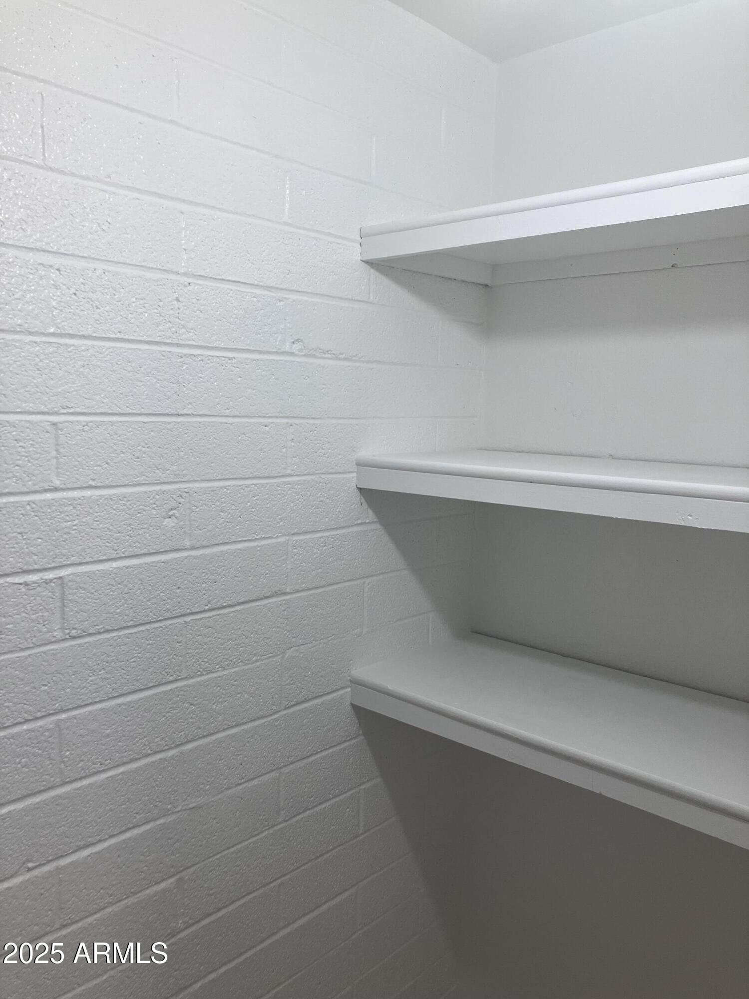 4236 South 46th Place Phoenix, AZ 85040 - Photo 6 of 20 a close up view of shower