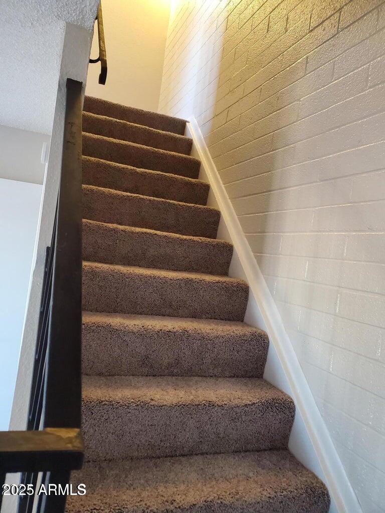 4236 South 46th Place Phoenix, AZ 85040 - Photo 7 of 20 a view of entryway