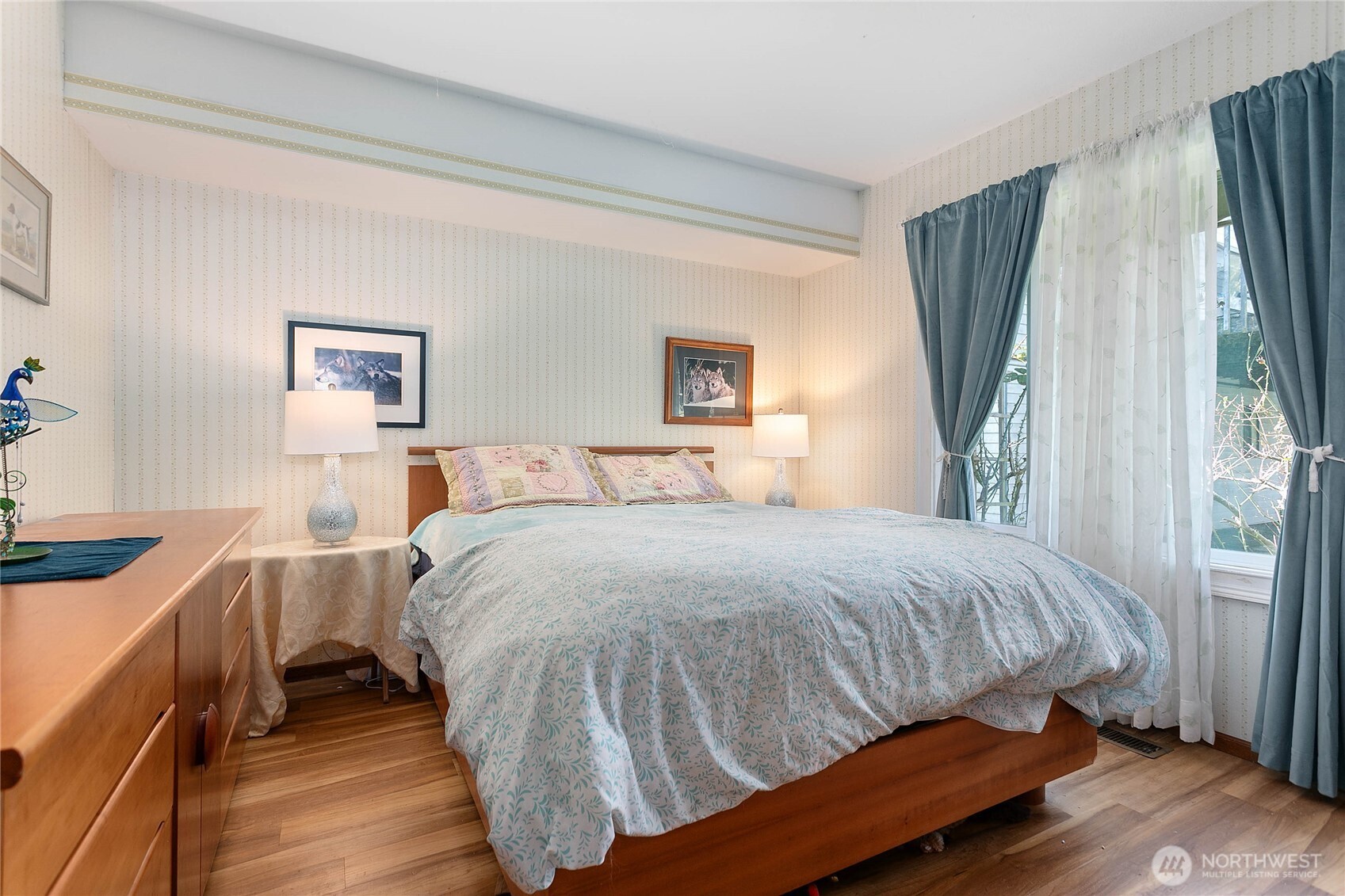 12544 Eagle Drive Burlington, WA 98233 - Photo 21 of 34 a bedroom with a bed and a window