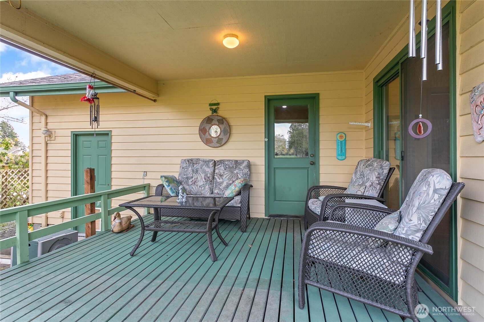 12544 Eagle Drive Burlington, WA 98233 - Photo 25 of 34 a living room with furniture and wooden floor