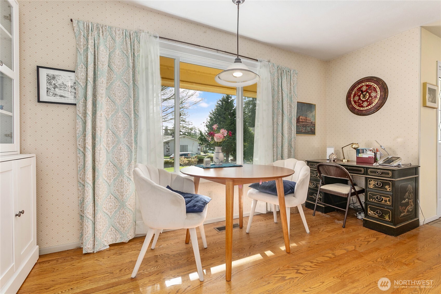 12544 Eagle Drive Burlington, WA 98233 - Photo 5 of 34 a view of a dining room with furniture window and outside view