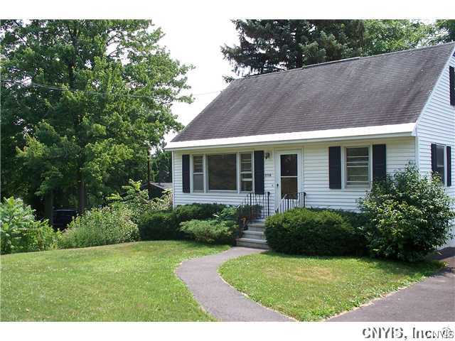 3738 Warners Road Camillus, NY 13209 - Photo 1 of 1 Exterior Front