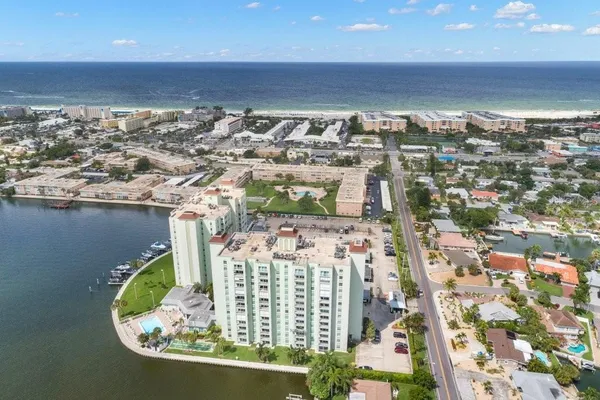 $2,999 | 420 64th Avenue, Unit 804, St. Petersburg, FL 33706