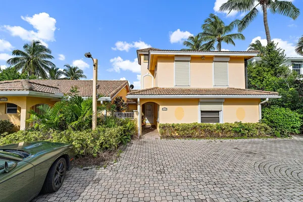 $4,950,000 | 2105 Cove Lane, North Palm Beach, FL 33408