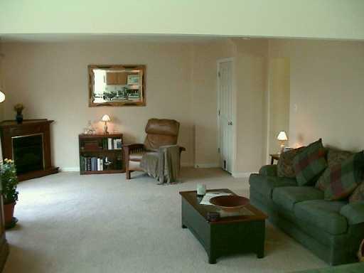 253 Randy Lane Coraopolis, PA 15108 - Photo 4 of 8 Gallery Image 4