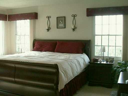 253 Randy Lane Coraopolis, PA 15108 - Photo 5 of 8 Gallery Image 5