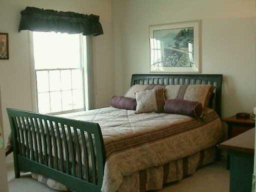 253 Randy Lane Coraopolis, PA 15108 - Photo 6 of 8 Gallery Image 6