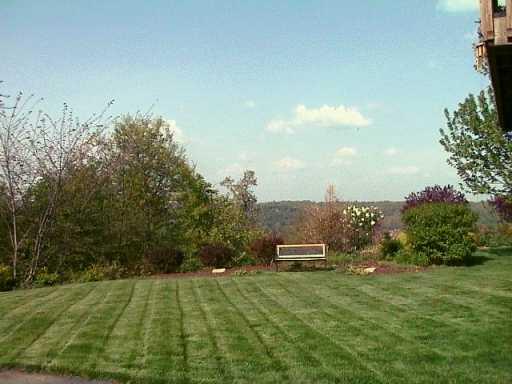 253 Randy Lane Coraopolis, PA 15108 - Photo 8 of 8 Gallery Image 8