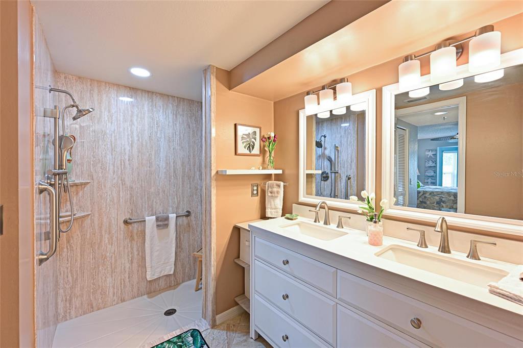 6611 Stone River Road, Unit 106 Bradenton, FL 34203 - Photo 31 of 57