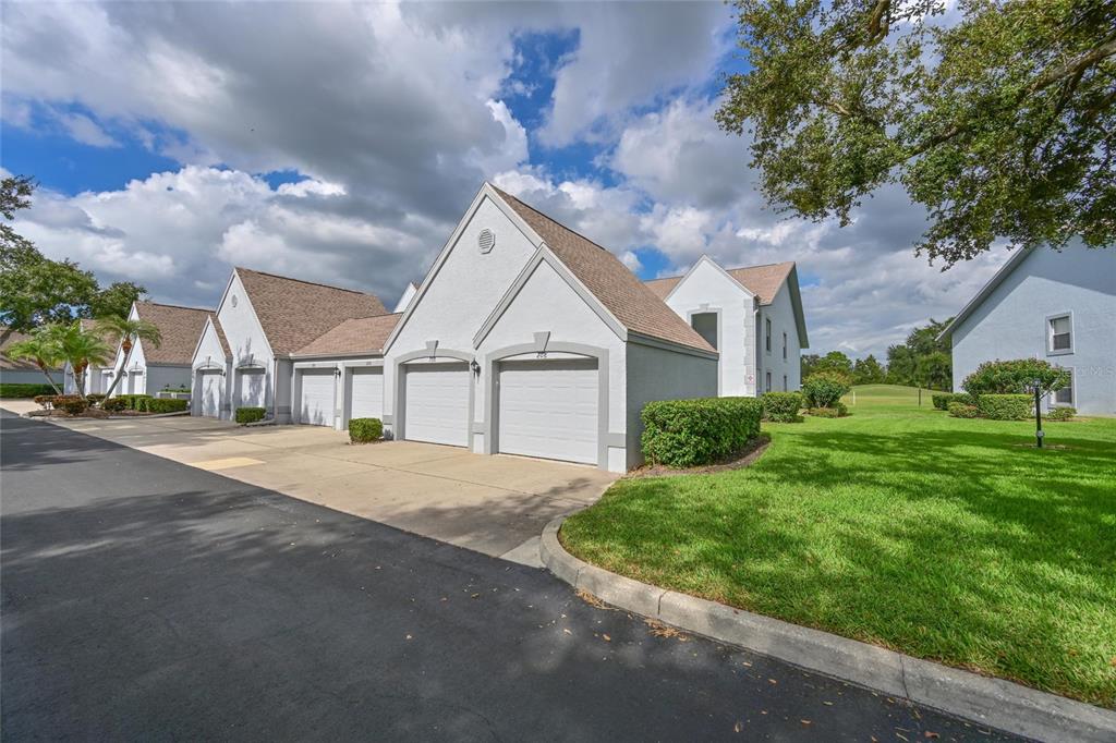 6611 Stone River Road, Unit 106 Bradenton, FL 34203 - Photo 5 of 57
