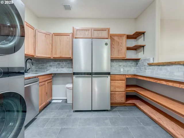 $675,000 | 5641 Southeast Chase Loop, Gresham, OR 97080