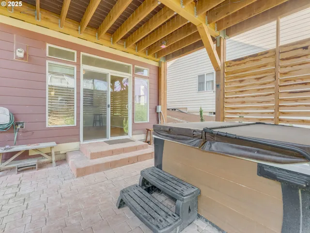 $675,000 | 5641 Southeast Chase Loop, Gresham, OR 97080