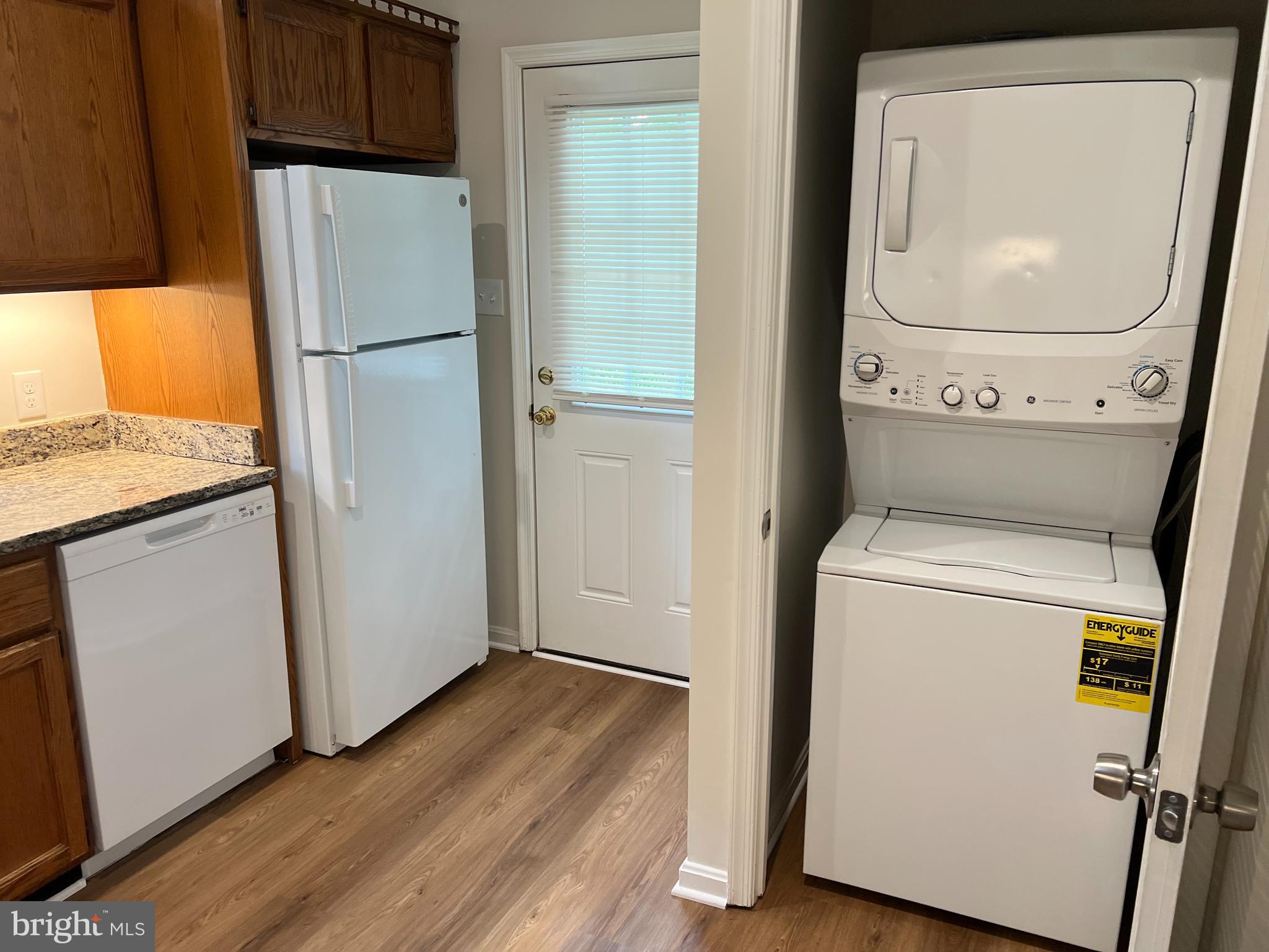 3140 Cofer Road Falls Church, VA 22042 - Photo 12 of 41 Kitchen with Laundry