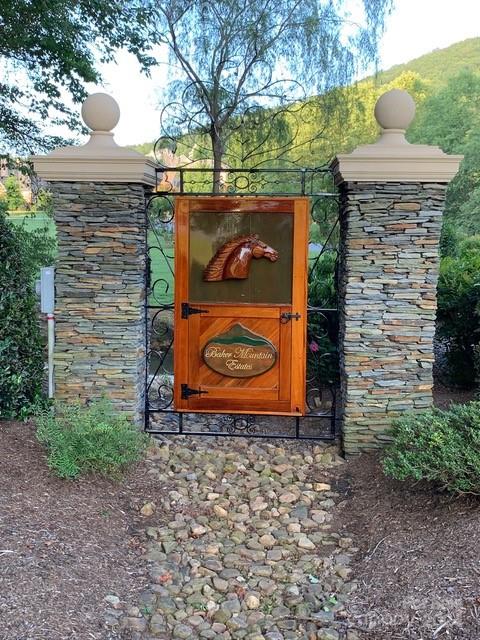 1085 Baker Barn Road Hickory, NC 28602 - Photo 9 of 41 Gallery Image 9