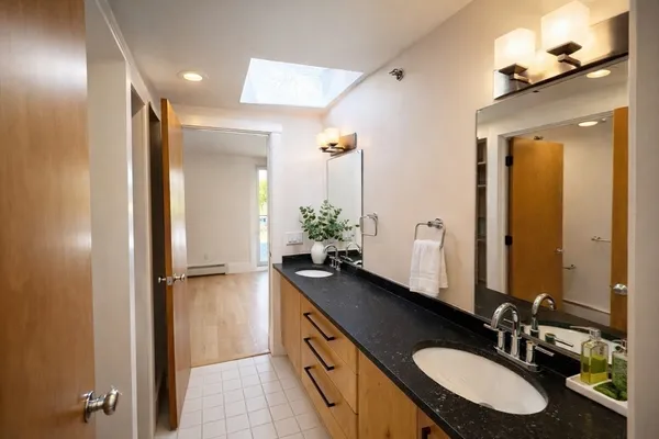 $5,400 | 51 Market Street, Unit 2, Cambridge, MA 02139