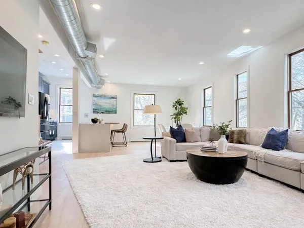 $5,400 | 51 Market Street, Unit 2, Cambridge, MA 02139