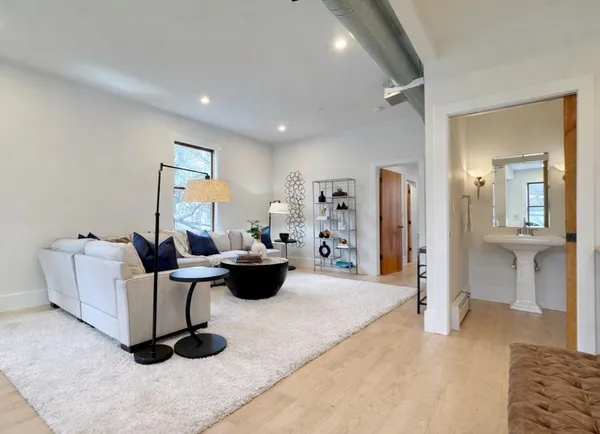 $5,400 | 51 Market Street, Unit 2, Cambridge, MA 02139