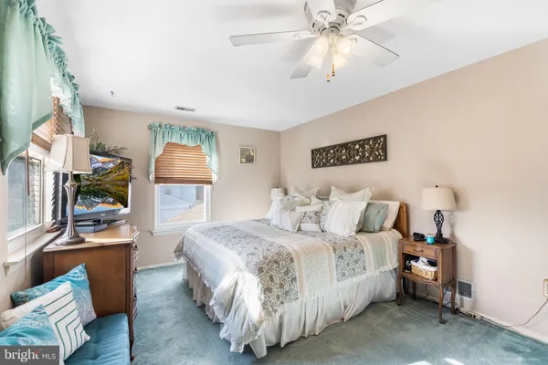 $479,000 | 17 Vintage Drive, East Windsor, NJ 08520