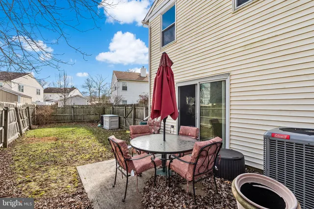 $495,000 | 17 Vintage Drive, East Windsor, NJ 08520