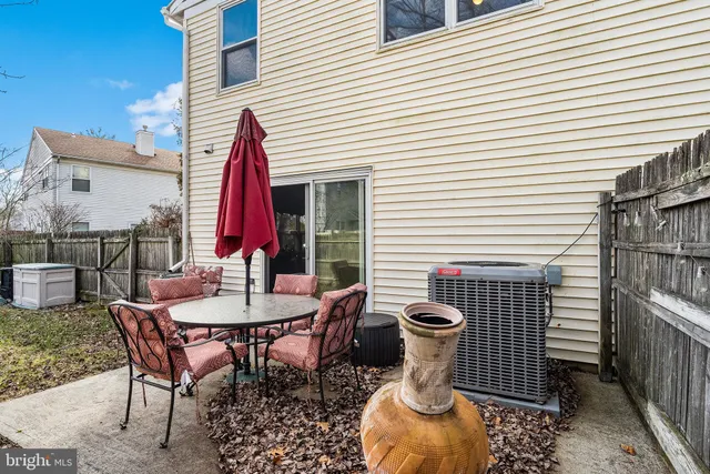 $495,000 | 17 Vintage Drive, East Windsor, NJ 08520