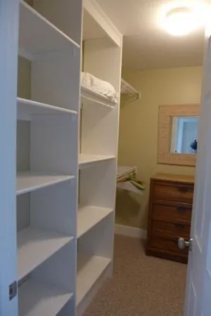 a bathroom with a tub