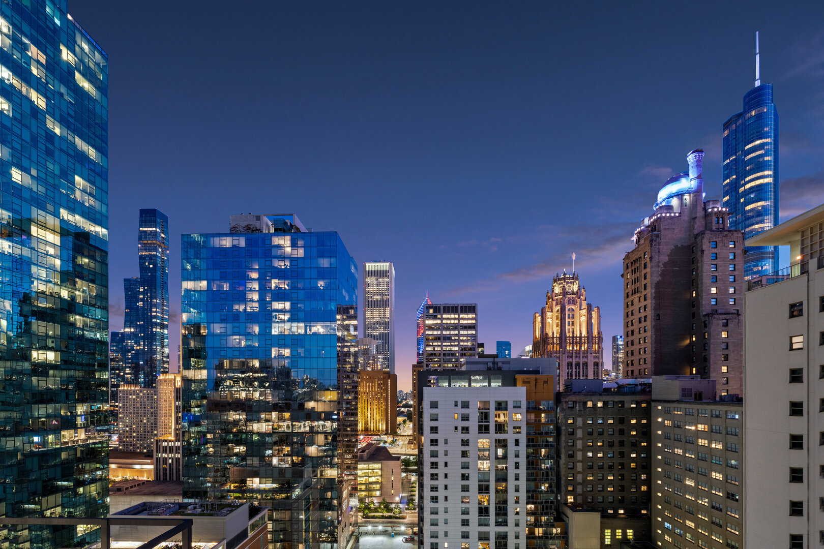 550 North St Clair Street, Unit 2502 Chicago, IL 60611 - Photo 44 of 53 a city view