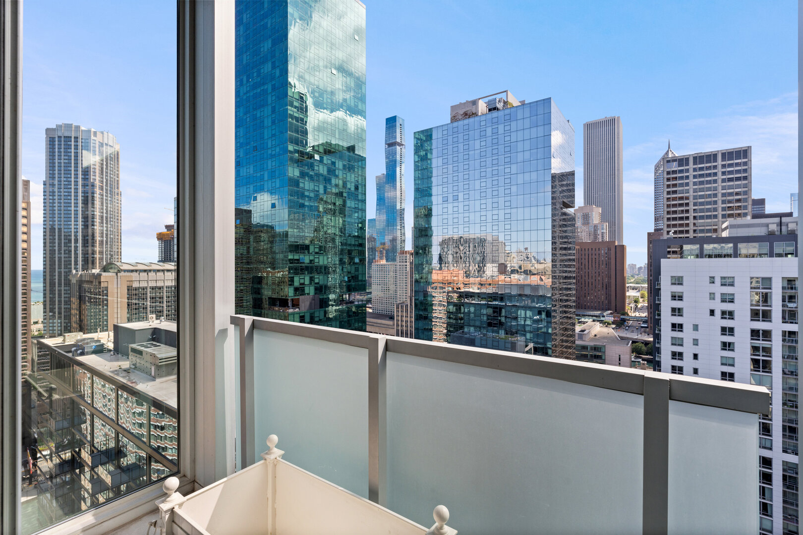 550 North St Clair Street, Unit 2502 Chicago, IL 60611 - Photo 48 of 53 a view of balcony