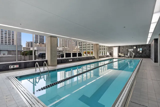 $1,995,000 | 550 North St Clair Street, Unit 2502, Chicago, IL 60611