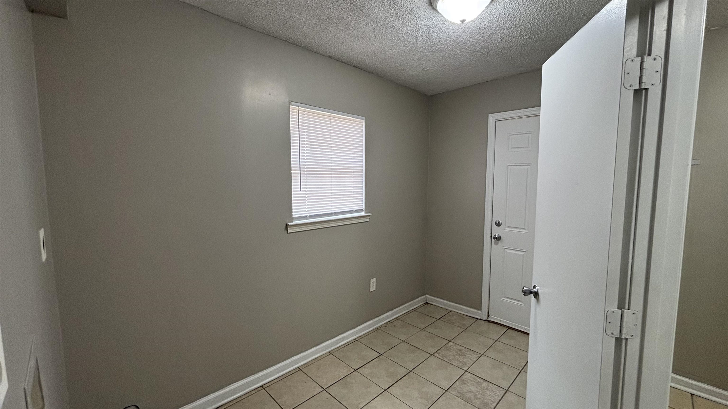 5022 Byron Road Memphis, TN 38122 - Photo 9 of 17