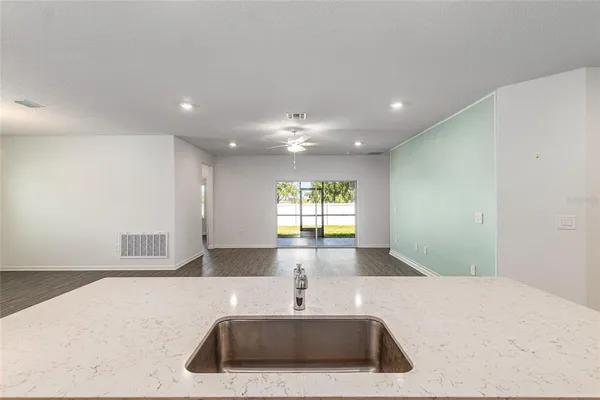 $2,000 | 4605 Southwest 83rd Loop, Ocala, FL 34476