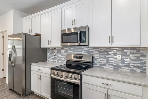 $2,000 | 4605 Southwest 83rd Loop, Ocala, FL 34476