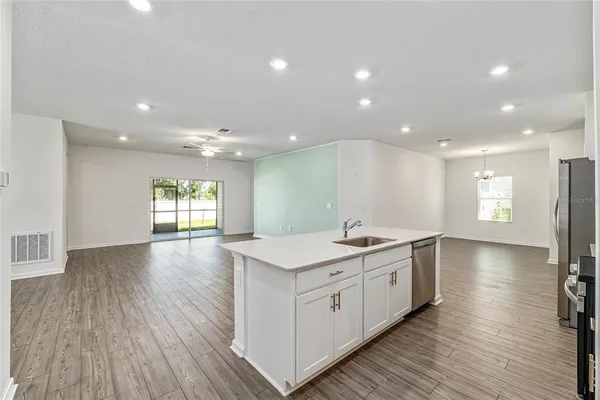 $2,000 | 4605 Southwest 83rd Loop, Ocala, FL 34476