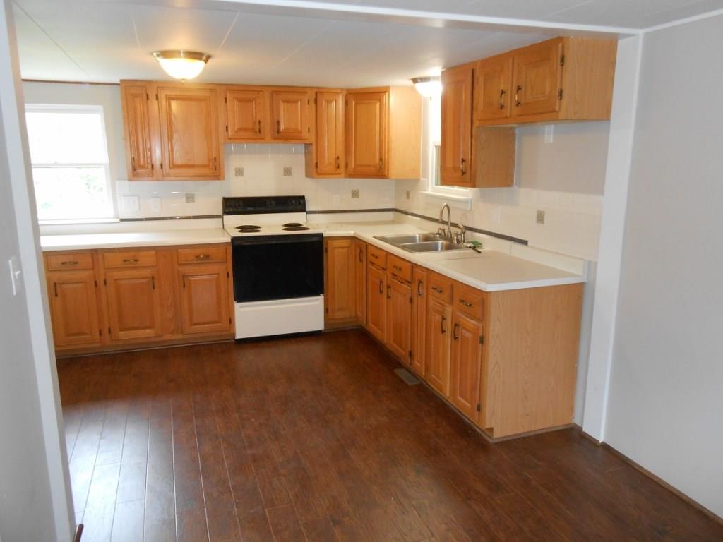 670 Moore Road Washington, PA 15301 - Photo 7 of 18 Gallery Image 7