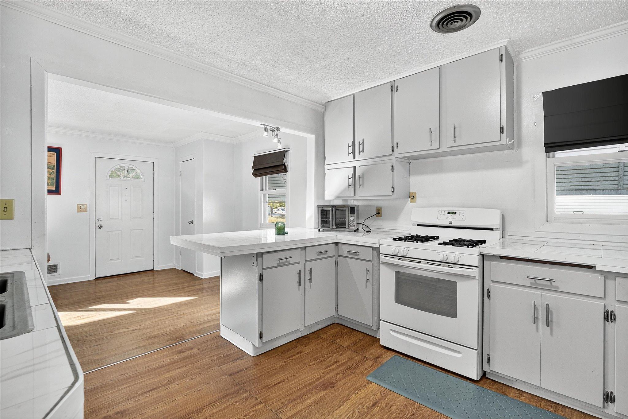 2212 55th Avenue North Brooklyn Center, MN 55430 - Photo 14 of 39