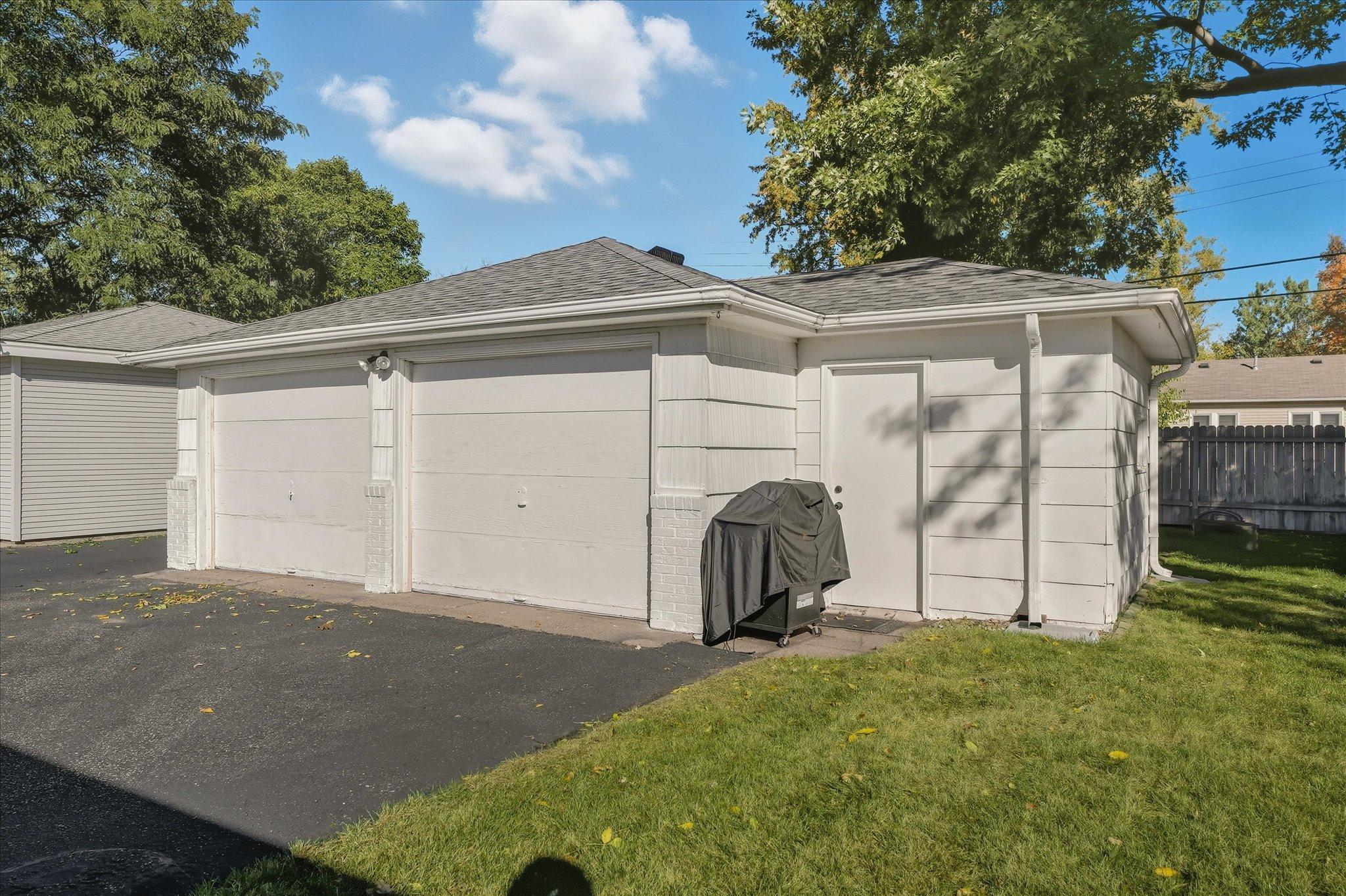 2212 55th Avenue North Brooklyn Center, MN 55430 - Photo 35 of 39